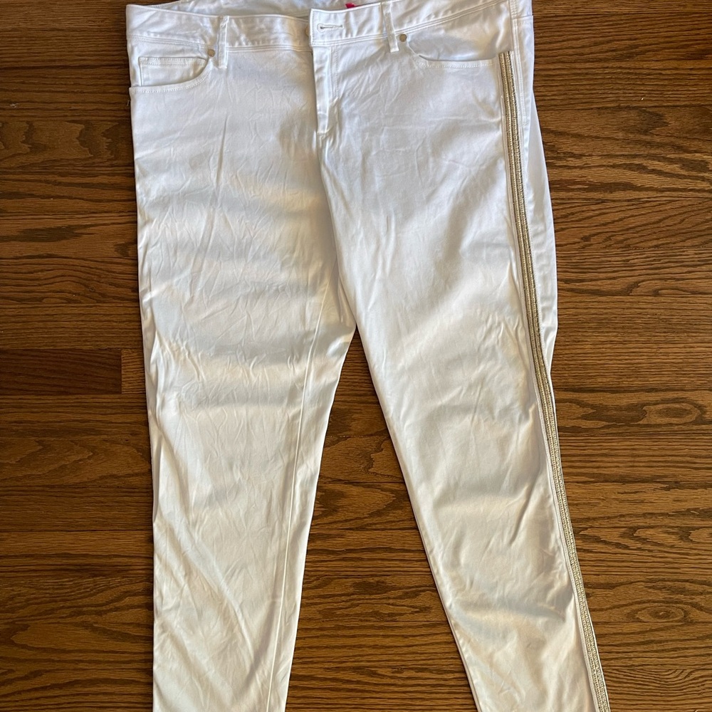 Elegant Lilly Pulitzer Women's White Jeans with Gold Trim Size 16